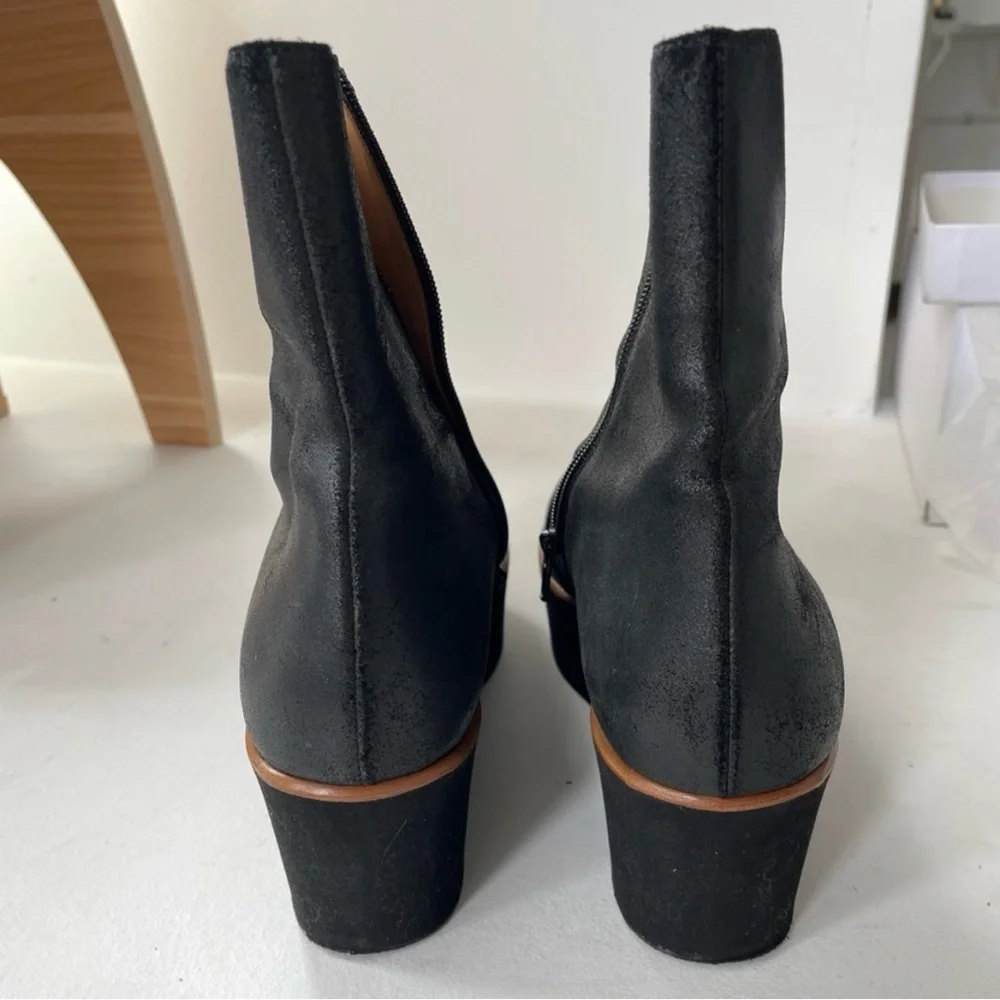 MM6 MAISON MARGIELA | 38.5 / 8 | La Garçonne Waxed Boot Platform Cracked Leather